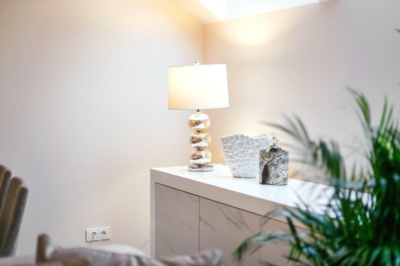 Luxury For Everyone - Hills Park Lux Apartments 1 Вильнюс Экстерьер фото